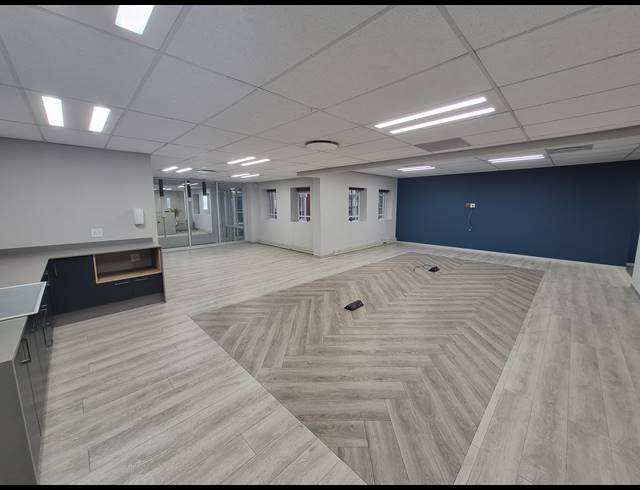 403M² OFFICE TO LET IN RIVONIA
